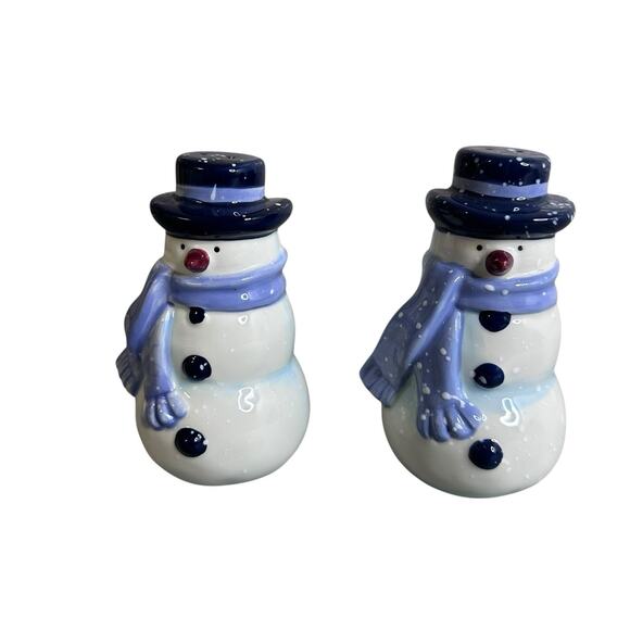 Home Target Snowman Salt & Pepper Shakers Ceramic Kitchen Table Holiday Winter - Picture 1 of 8